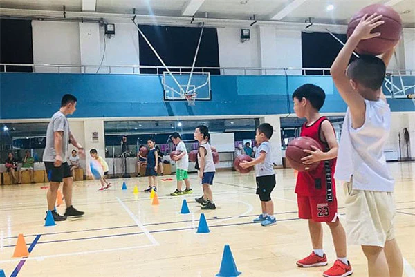 如何培养青少年篮球运动员的心理韧性_1